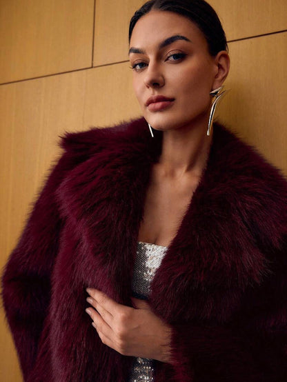 Premium Wool-Look Short Coat – Burgundy Lapel Edition