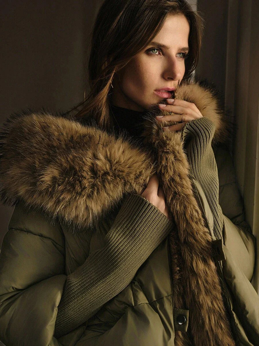 Premium Winter Puffer Jacket with Faux Fur Contrast – Forest Green Edition