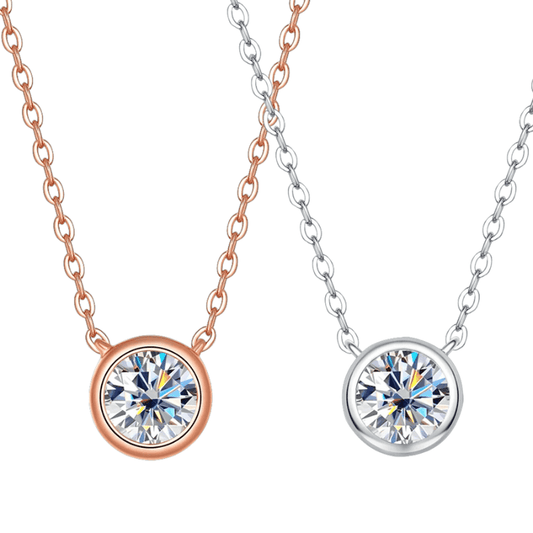 Radiant Moissanite Luxury Necklace - 18k Gold Plated Elegance