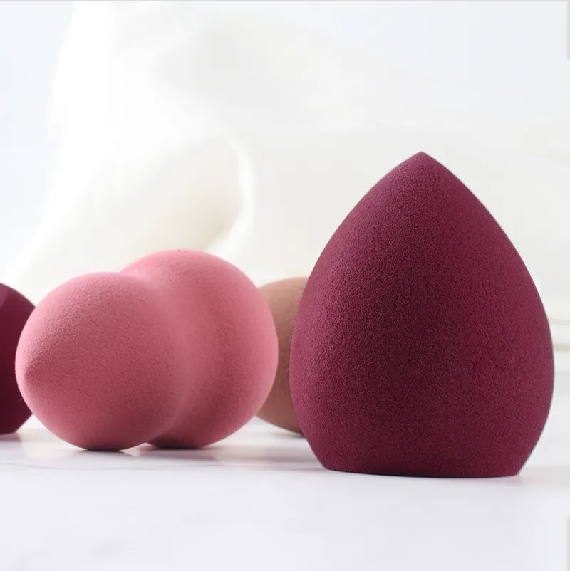 Soft and Anatomical professional makeup sponge - Set with 10 pieces