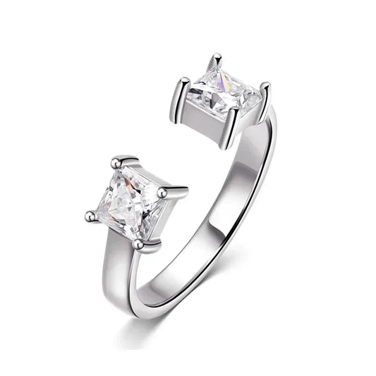 Ivictress Moissanite Luxury Ring - A Shimmering Jewel of Elegance