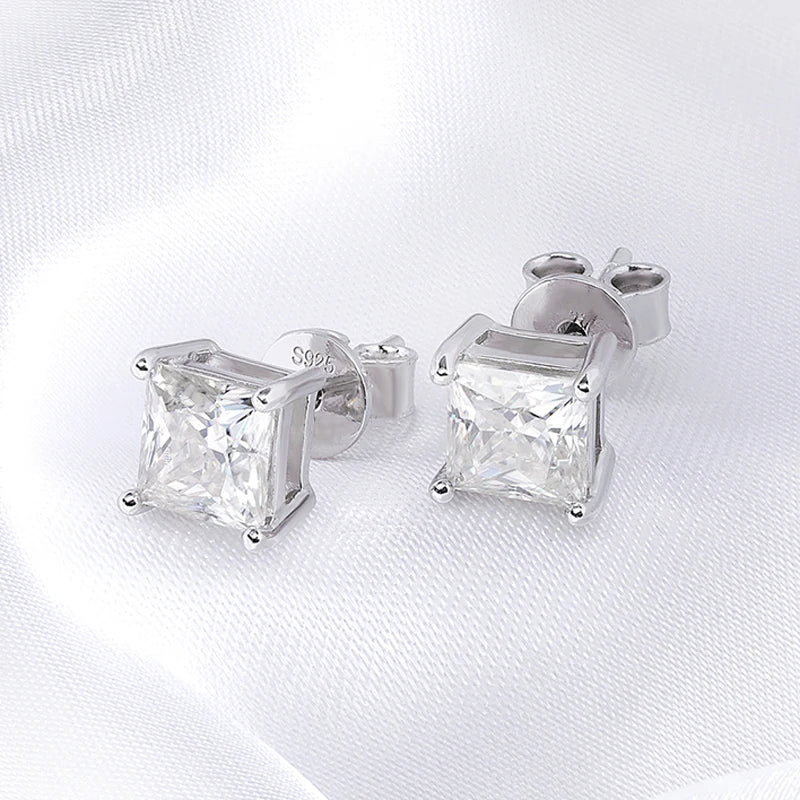 Ivictress Luxurious Moissanite Stud Earrings - Unmatched Brilliance and Elegance