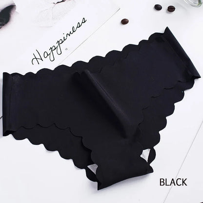 Seamless Mid-Rise Women's Silk Briefs - Soft & Comfortable