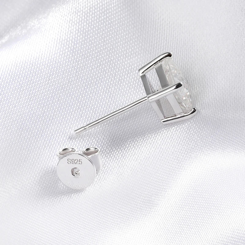 Ivictress Luxurious Moissanite Stud Earrings - Unmatched Brilliance and Elegance