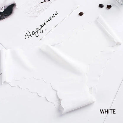 Seamless Mid-Rise Women's Silk Briefs - Soft & Comfortable