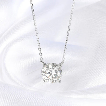 Ivictress Moissanite Necklace - Affordable Luxury & Unmatched Brilliance