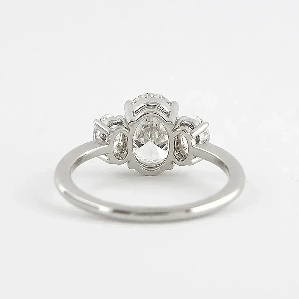 Luminous Elegance: 6ct Moissanite Diamond Ring in 18k Gold