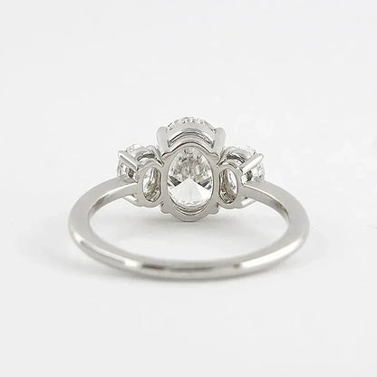 Luminous Elegance: 6ct Moissanite Diamond Ring in 18k Gold