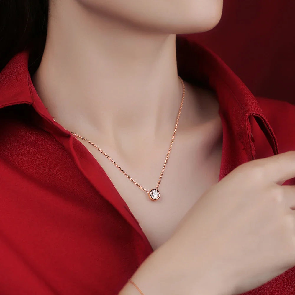 Radiant Moissanite Luxury Necklace - 18k Gold Plated Elegance