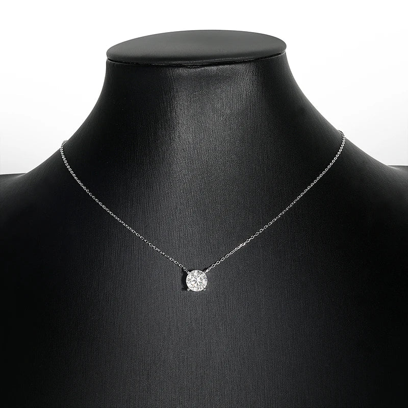 Ivictress Moissanite Necklace - Affordable Luxury & Unmatched Brilliance